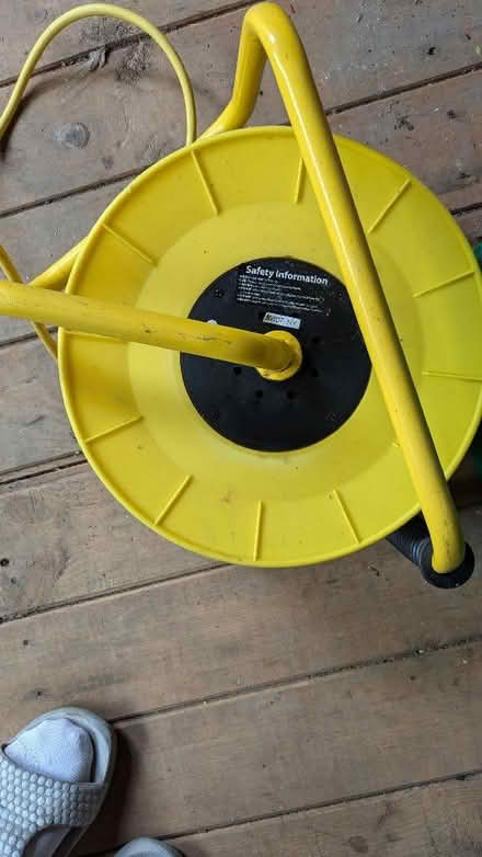 Photo of free 30 metre extension cable (Ilkley LS29) #2