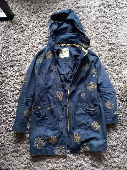 Photo of free 3 x women's coats (RG6 near Palmer Park) #3