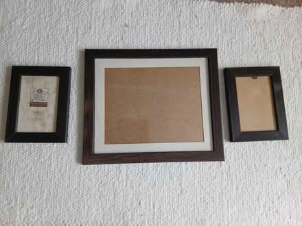 Photo of free 3 photo frames (Glenfield LE3) #1