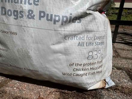 Photo of free dry dog food (Groton (near Shaw’s)) #2