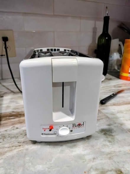 Photo of free Toaster (Kingston Rondout area) #2