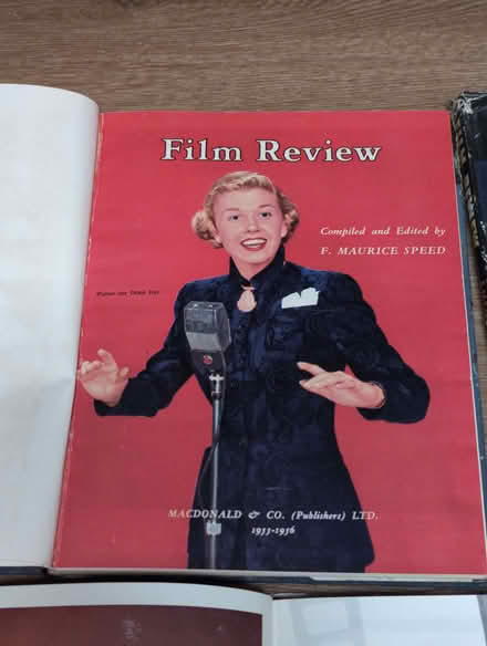 Photo of free Vintage Film Review Books by F. Maurice Speed (Mold CH7) #2