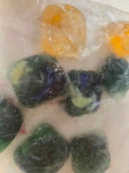 Photo of free washing machine detergent pods (Cupertino off S. Blaney) #1