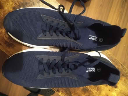 Photo of free Walking shoes size 6 (Upper Arncott OX25) #1