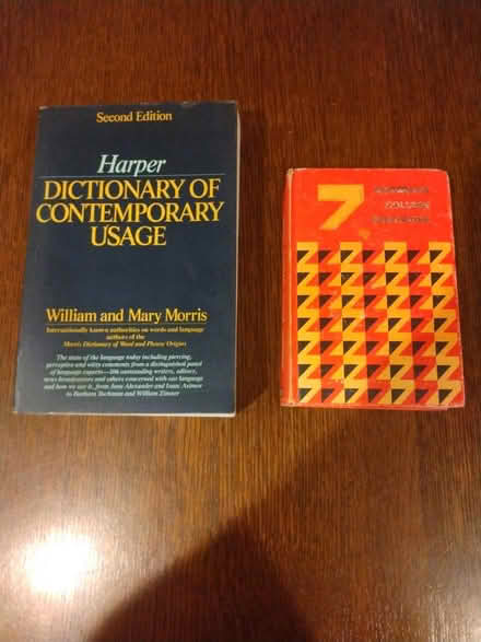 Photo of free English language and writing books (Hill East DC) #1