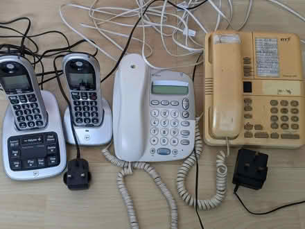 Photo of free Four landline phones with message capability (Cowley OX4) #1
