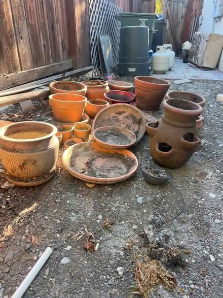 Photo of free Terracotta pots and bases (Valley Trails, Pleasanton) #2