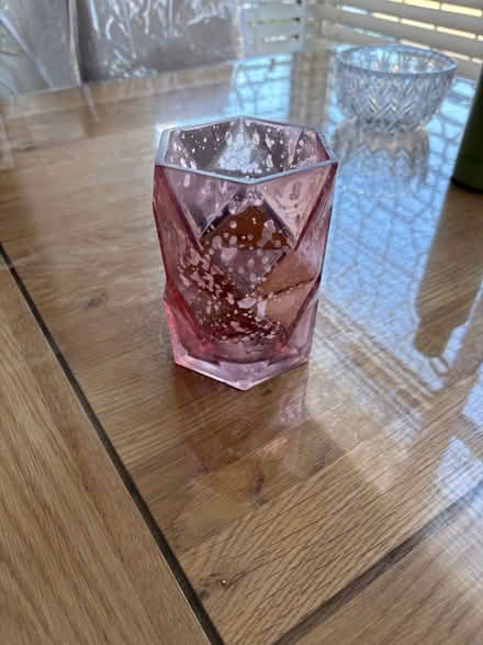 Photo of free Vase (Palmers Green N13) #1