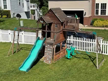 Photo of free Play set (North Laurel) #3