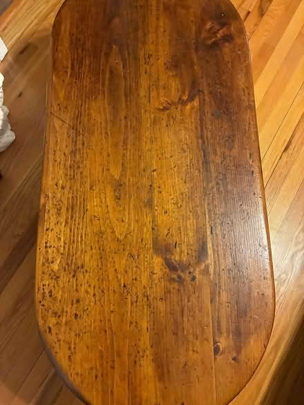 Photo of free Coffee table (Saugerties) #4