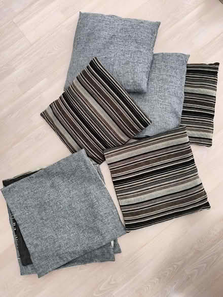 Photo of free Small throw cushions (Marple SK6) #1