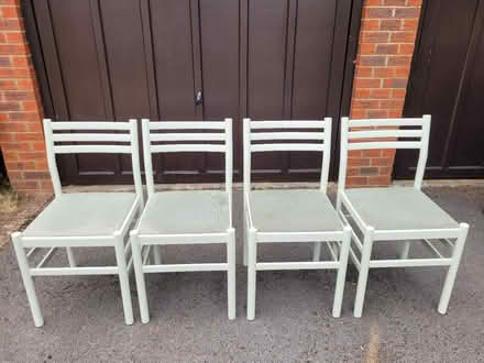 Photo of free White kitchen table and 4 chairs (Frith Hill GU7) #2