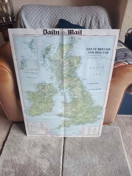 Photo of free UK map in frame (Handsworth S13) #1