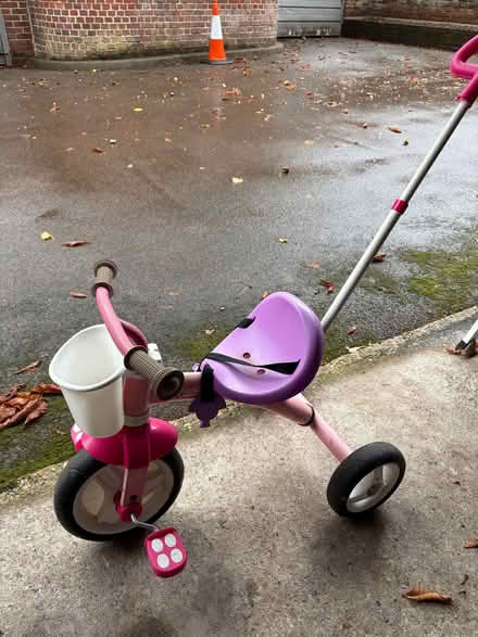Photo of free 3 wheel little bike (Kensington W14) #3