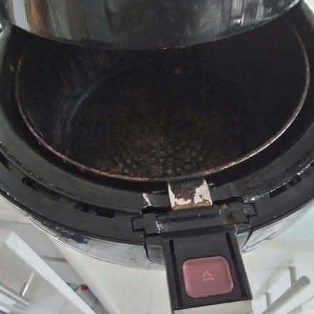Photo of free Airfryer (Cricket Road OX4) #2