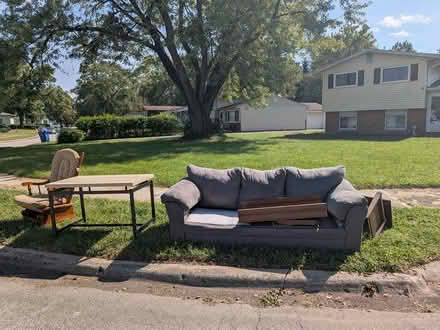 Photo of free Furniture (43232) #1