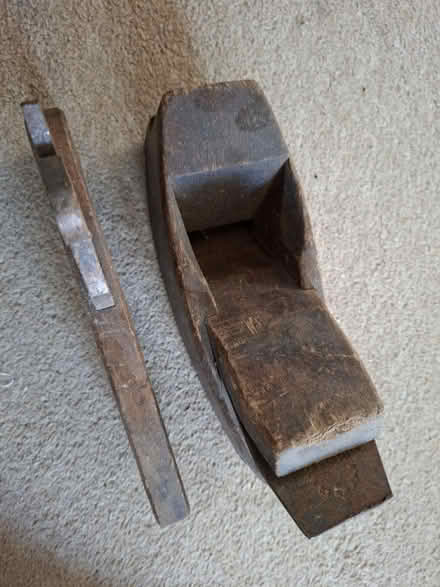 Photo of free 2 antique woodworking planes (CB4 3) #2