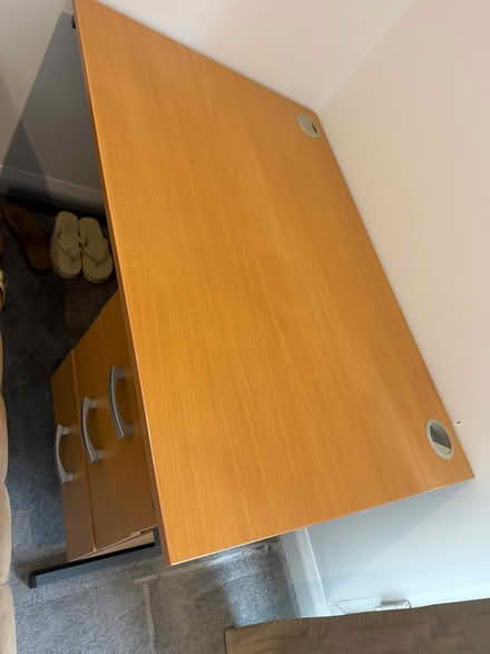 Photo of free Study/Computer Table (Orpington) #4