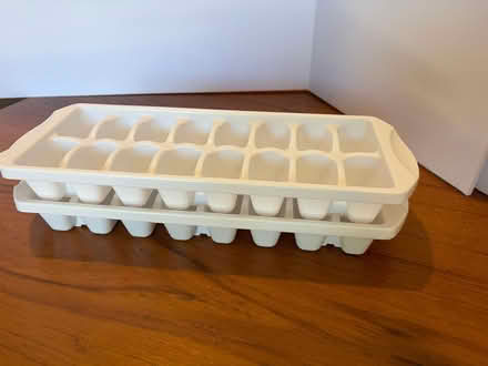 Photo of free Baking pan and ice cube trays (Saranap area of Walnut Creek) #2