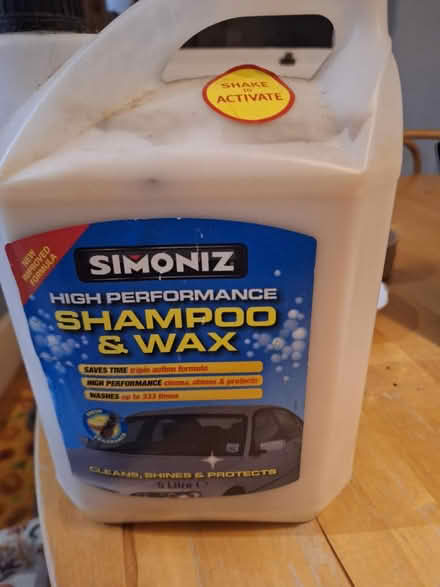 Photo of free 5ltr bottle of car wash/wax (crouch end, N8) #1