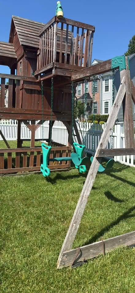 Photo of free Play set (North Laurel) #1