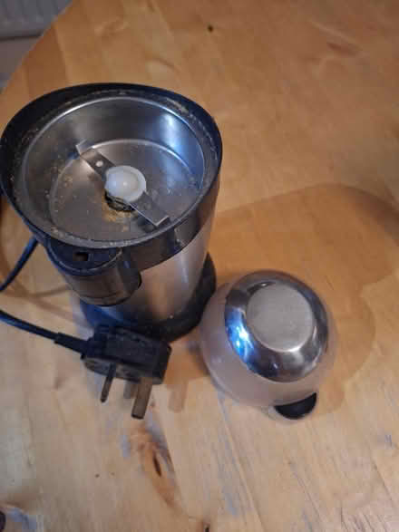 Photo of free Small working grinder (crouch end, N8) #2