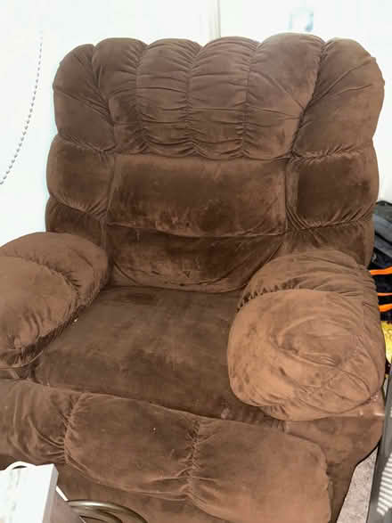 Photo of free Various items (Hall boulevard near Durham) #1
