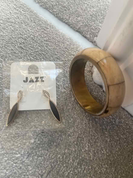 Photo of free Jewellery (West Ealing W13) #1
