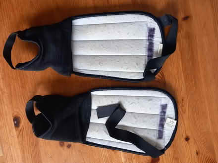 Photo of free shin pads (RG6 near Palmer Park) #2