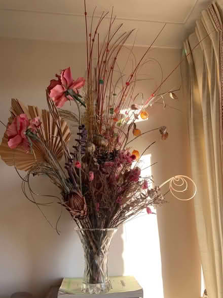 Photo of free Big selection artificial flowers (East Finchley N2 0NX) #1