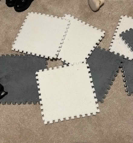 Photo of free Floor carpet rug (Patchway BS10) #1