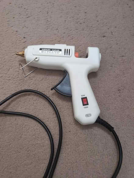 Photo of free Glue Gun (HA3 Harrow) #1