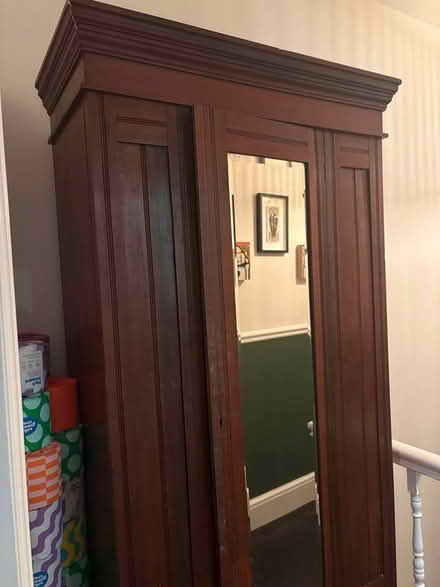 Photo of free Mirrored wardrobe (Cliftonville CT9) #1