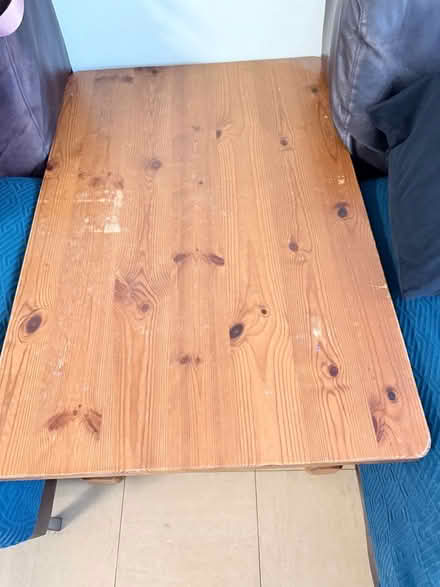 Photo of free coffee table (Hendon NW4) #2