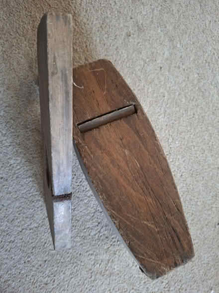 Photo of free 2 antique woodworking planes (CB4 3) #3