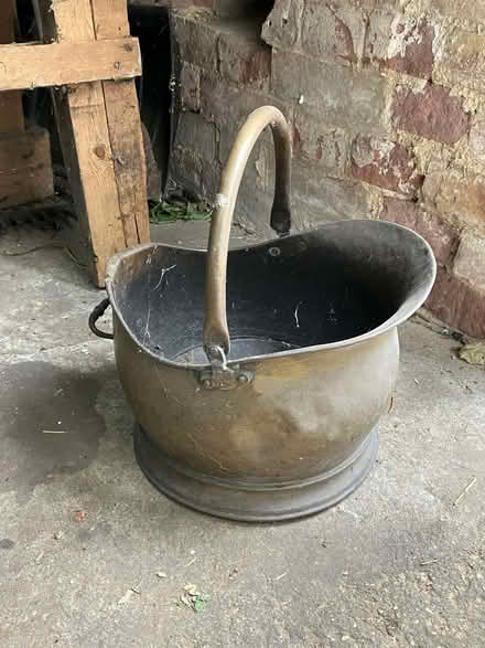 Photo of free Small Brass Coal Scuttle/Bucket (Everton SG19) #1