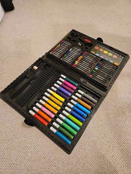 Photo of free Partial art set (Hitchin SG4) #1