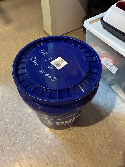 Photo of free Iams indoor cat food (48073) #2