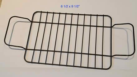 Photo of free oven pan/rack (near the Sunnyvale library) #1