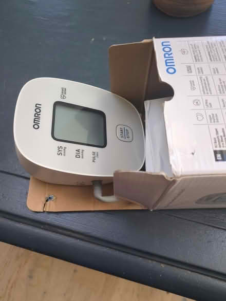 Photo of free Blood pressure monitor (Barnehurst DA7) #2