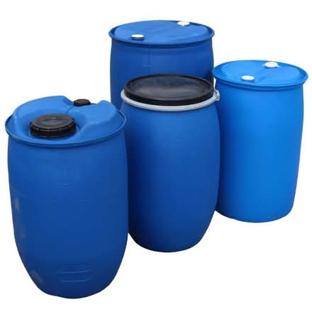 Photo of Plastic barrel (Shepshed (Leics) LE12 9) #1
