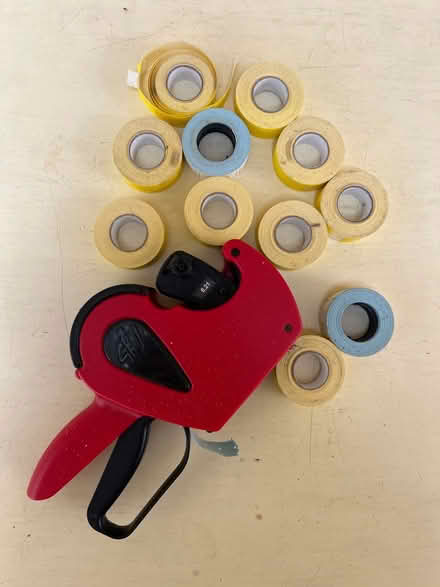 Photo of free Shop pricing gun (Clanfield OX18) #1
