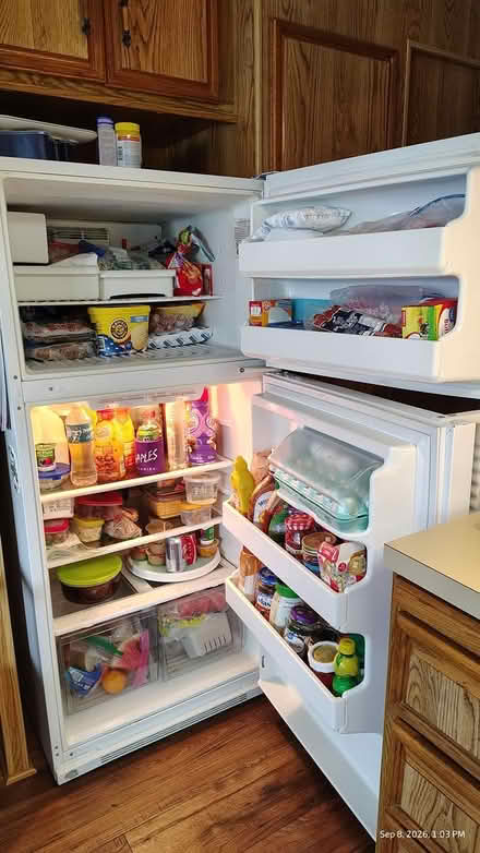 Photo of free Refrigerator,stove gas,range hood (Settlers rest rv park) #2
