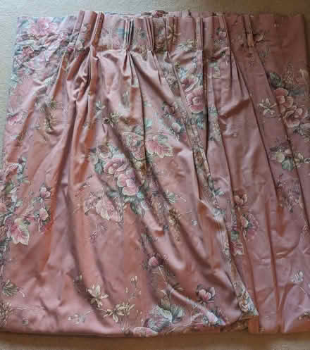 Photo of free Pair of curtains, 75x225cm (Beckenham BR3) #1