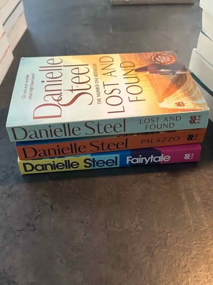 Photo of free Paper bak books (Elm Park RM12) #3