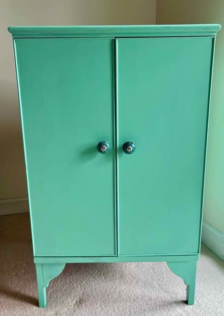 Photo of free Cabinet / bookcase / vinyl record storage (Tunbridge Wells N. TN4) #1
