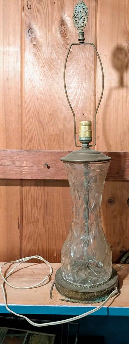 Photo of free for antique lovers (Anna st in Teaneck) #1