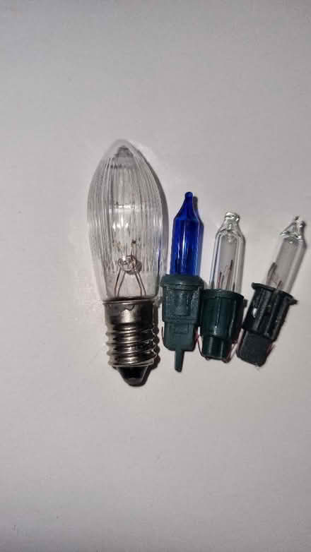 Photo of free Lots of replacement xmas fairy light bulbs (Great Barford MK44) #2
