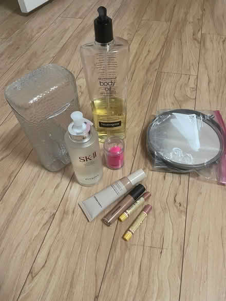 Photo of free Beauty supplies assortment (Sunnyvale Community Center) #1
