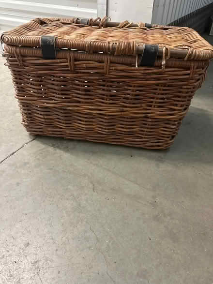 Photo of free Wicker storage basket (Se6 2ha) #2